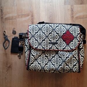 Petunia Pickle Bottom Boxy Backpack Diaper Bag in Frolicking in Fez